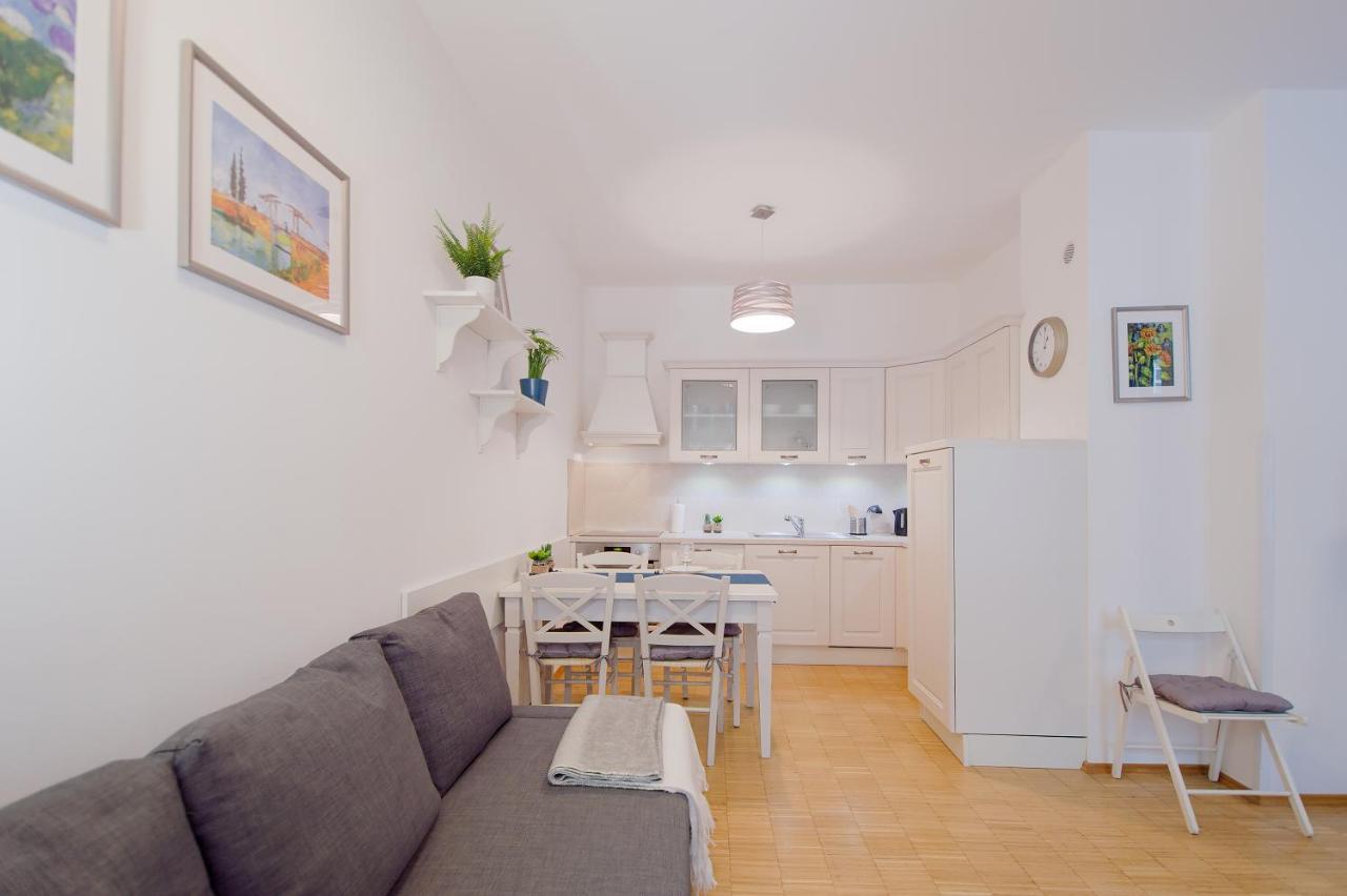 Modern Apartment Charvatova Prag Exteriör bild